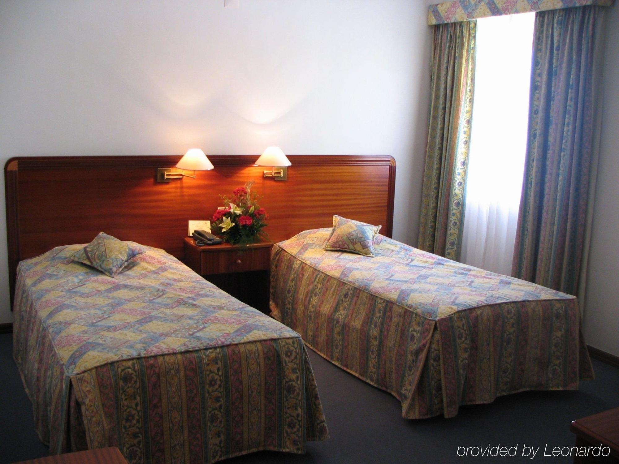 Hotel Comendador Bombarral Szoba fotó